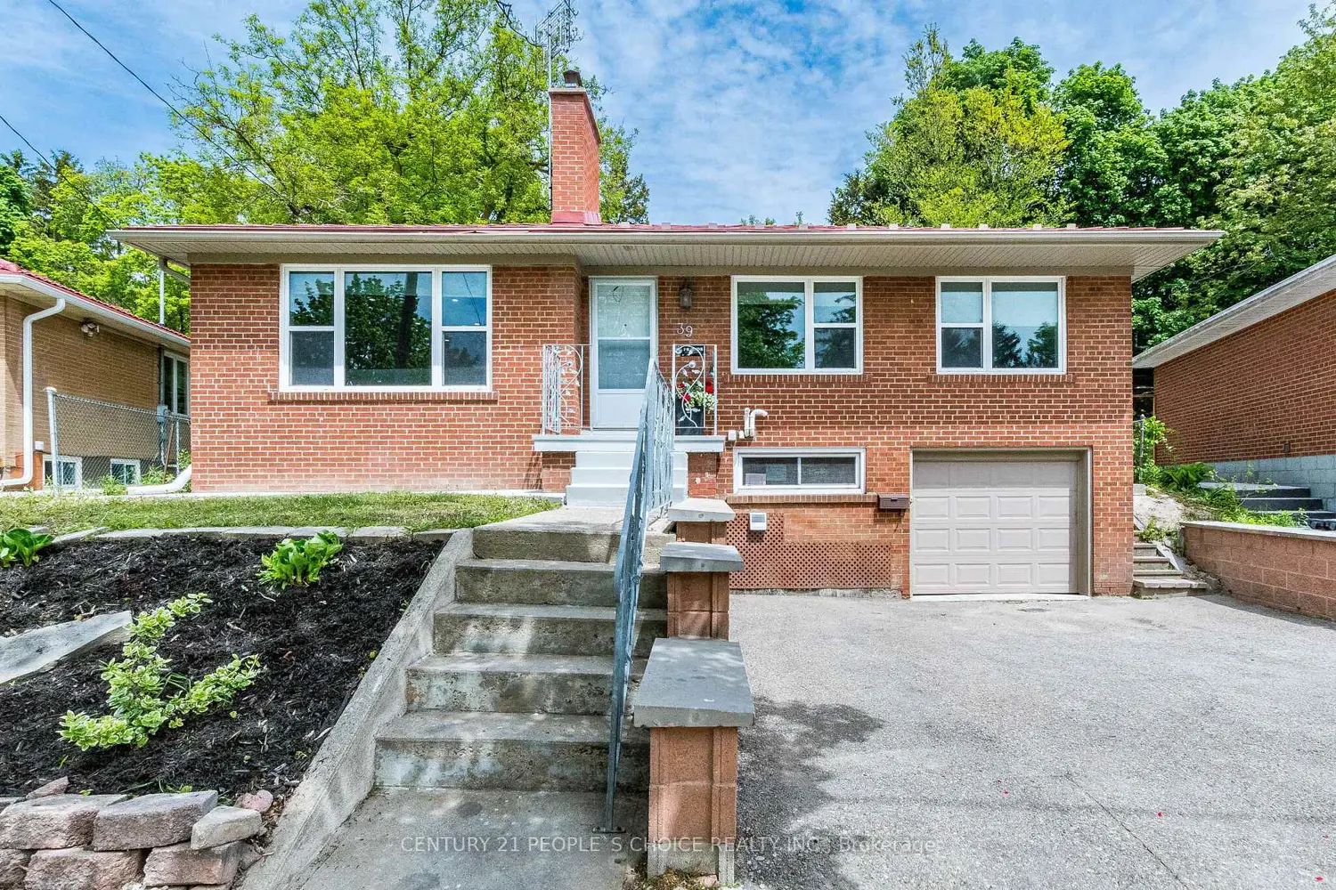 39 Meadowland Drive