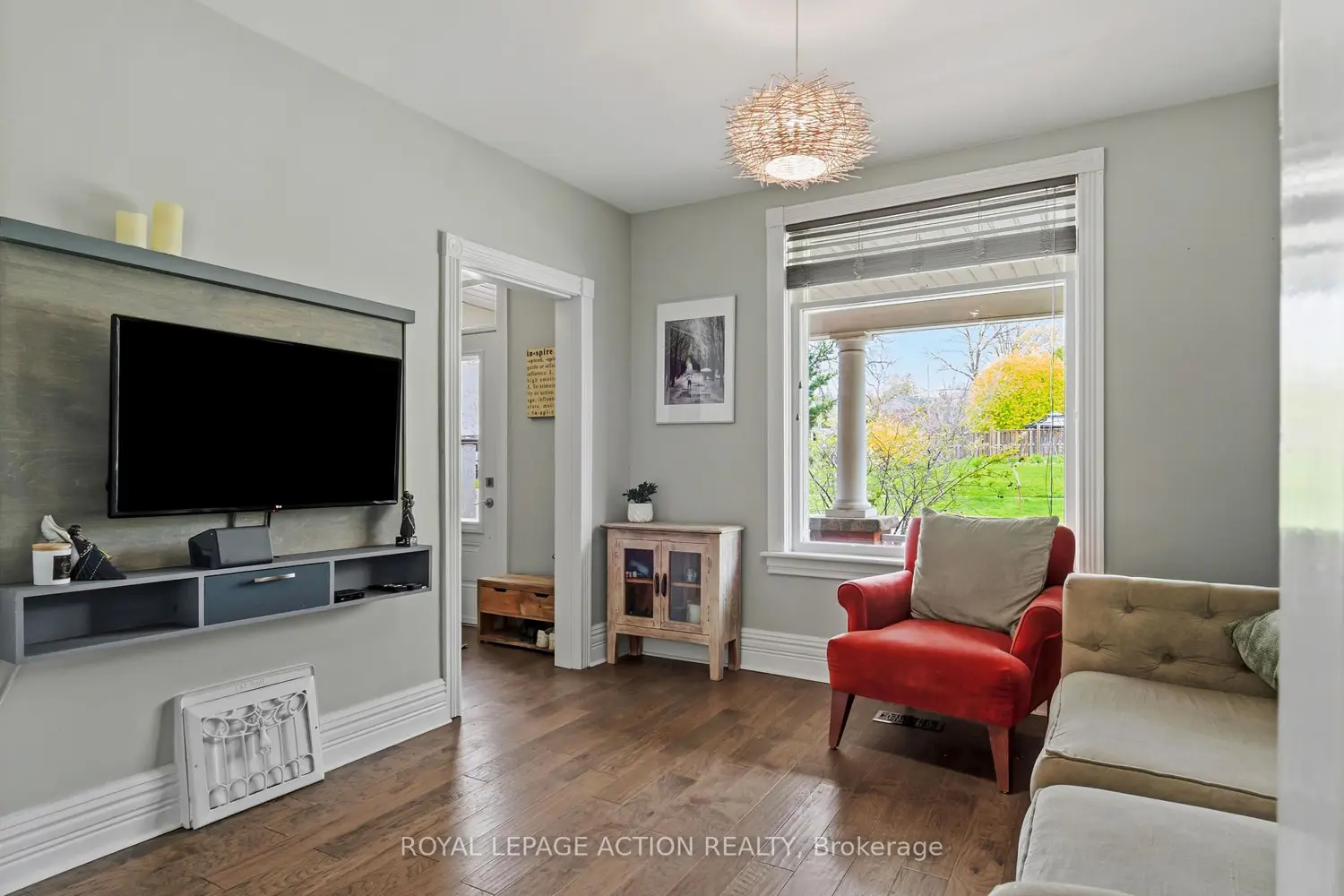 326 Waterloo Avenue photo 5