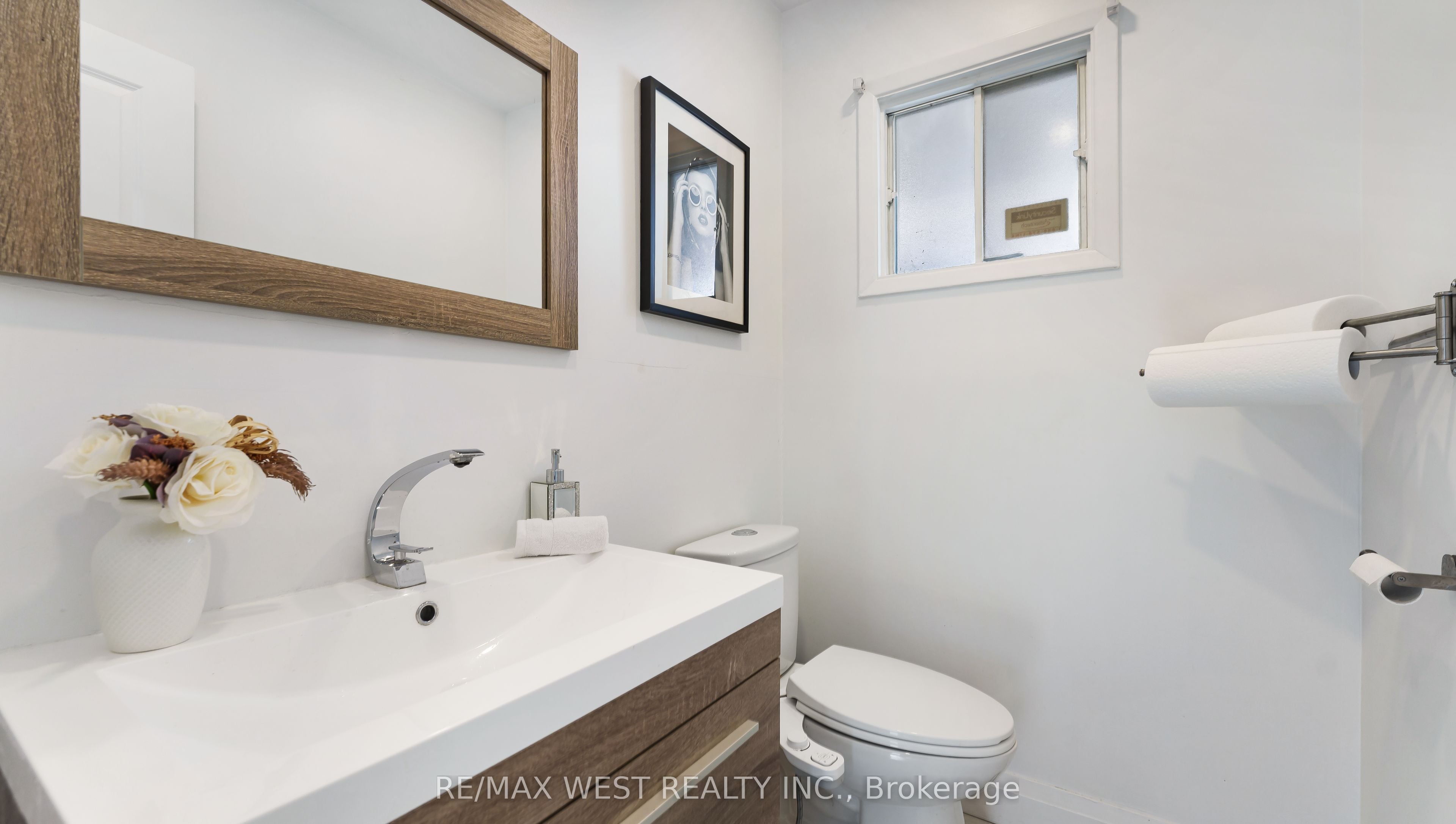 Additional image 5 of 48 Gray Crescent, Richmond Hill, ON, L4C 5V5