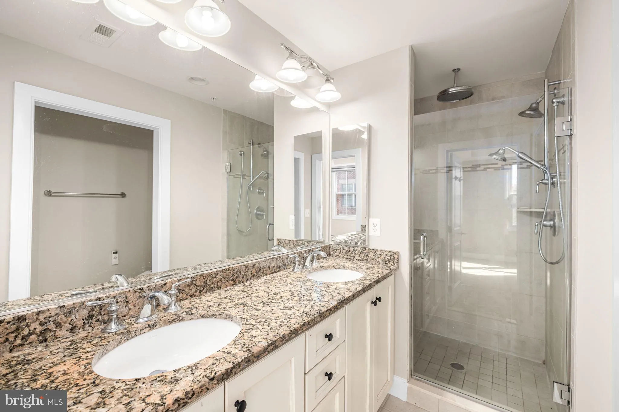 Additional image 28 of 4458 Macarthur Boulevard NW, Washington, DC 20007