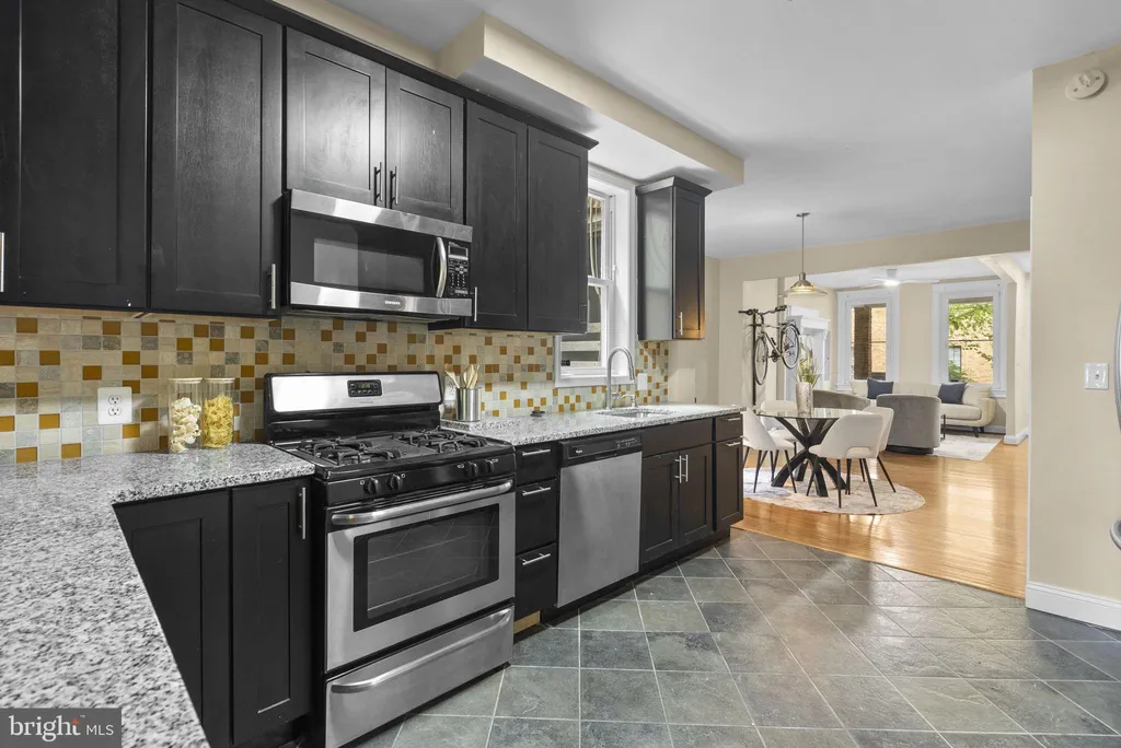 Additional image 9 of 760 Lamont Street NW, Washington, DC 20010
