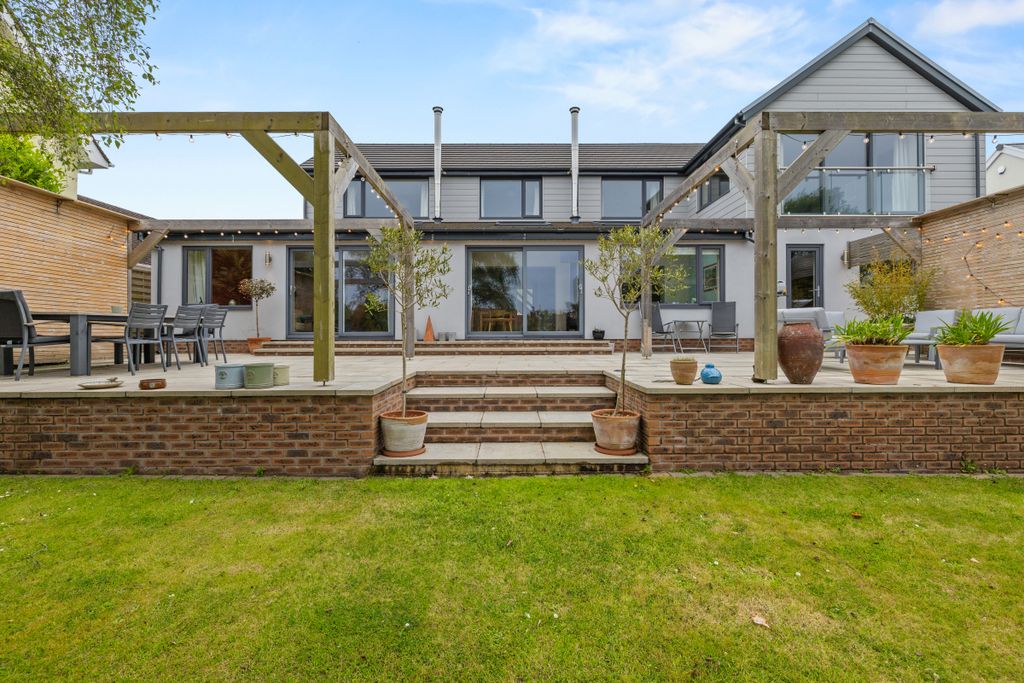 Additional image 5 of 4 bed detached house for saleCambridge Road, Langland, Swansea SA3