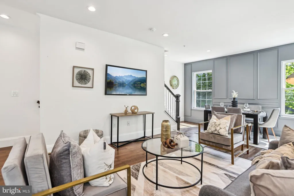 Additional image 7 of 322 56th Street NE, Washington, DC 20019