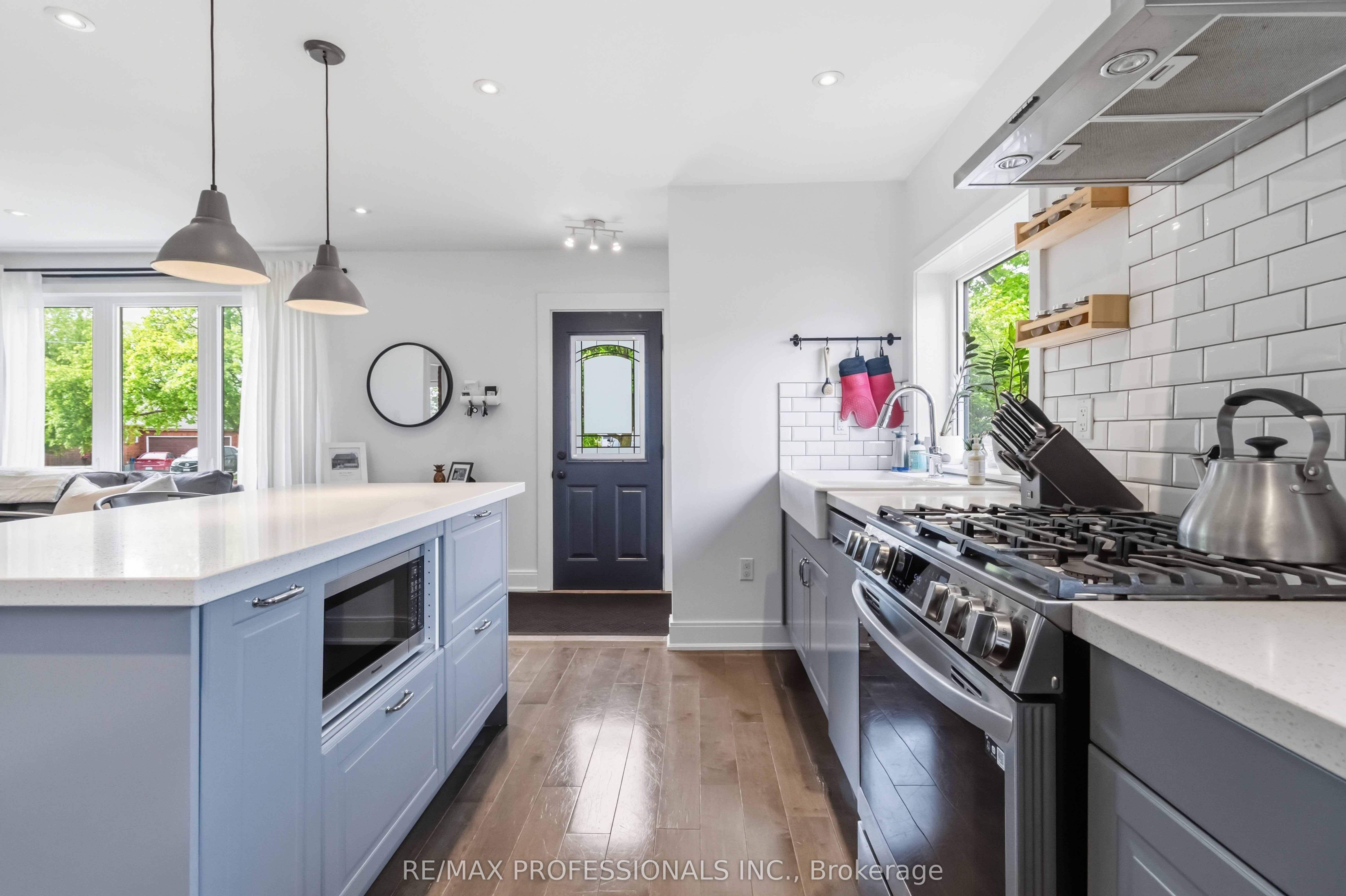 Additional image 2 of 3 Snaresbrook Drive, Toronto, ON, M9W 2N5