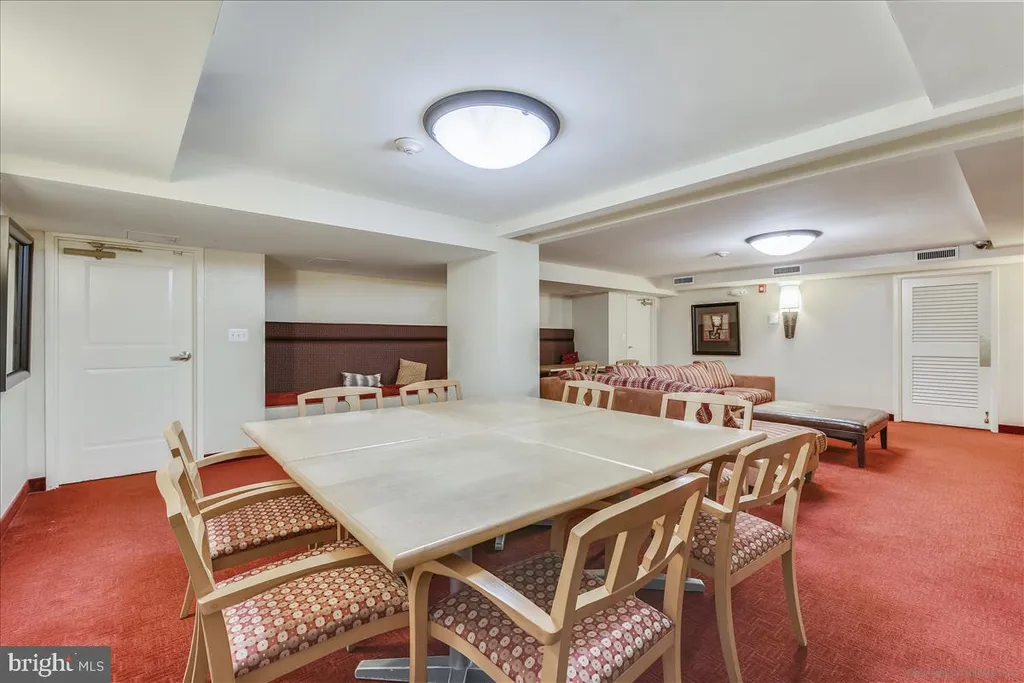 Additional image 24 of 940 25th Street NW Unit 817-S, Washington, DC 20037