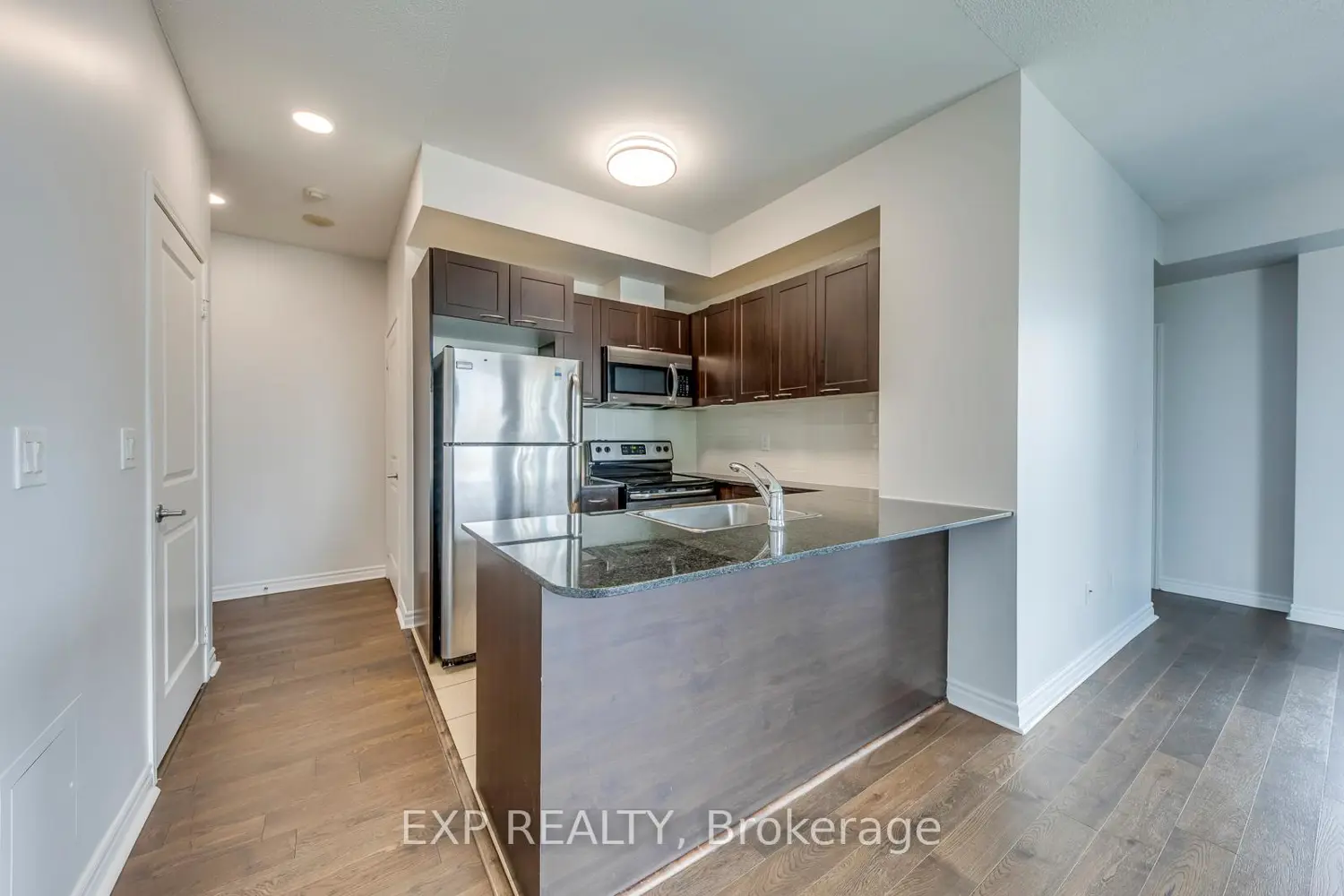 Additional image 8 of 385 Prince Of Wales Drive 1011