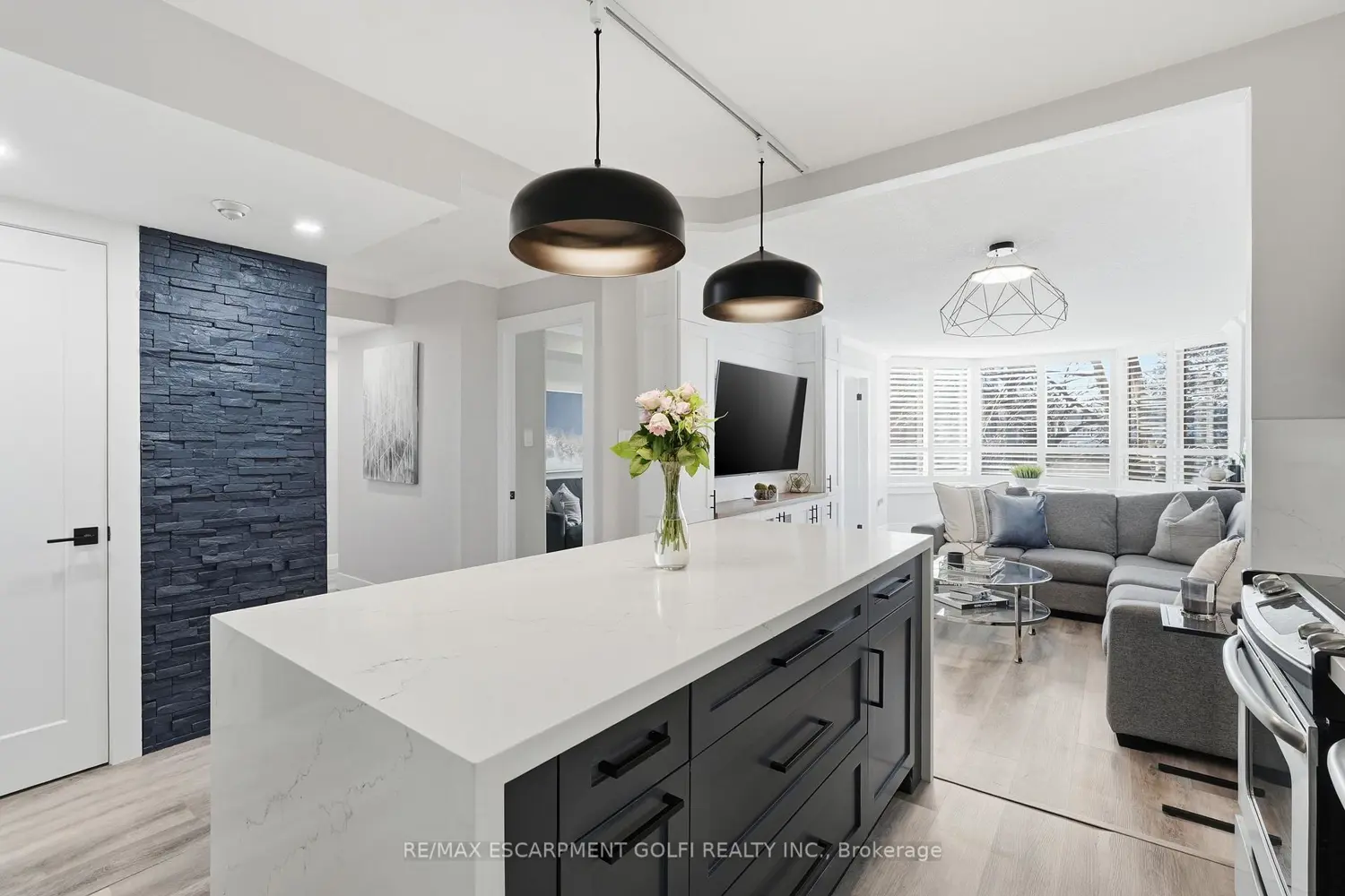 Additional image 7 of 1270 Maple Crossing Boulevard 208