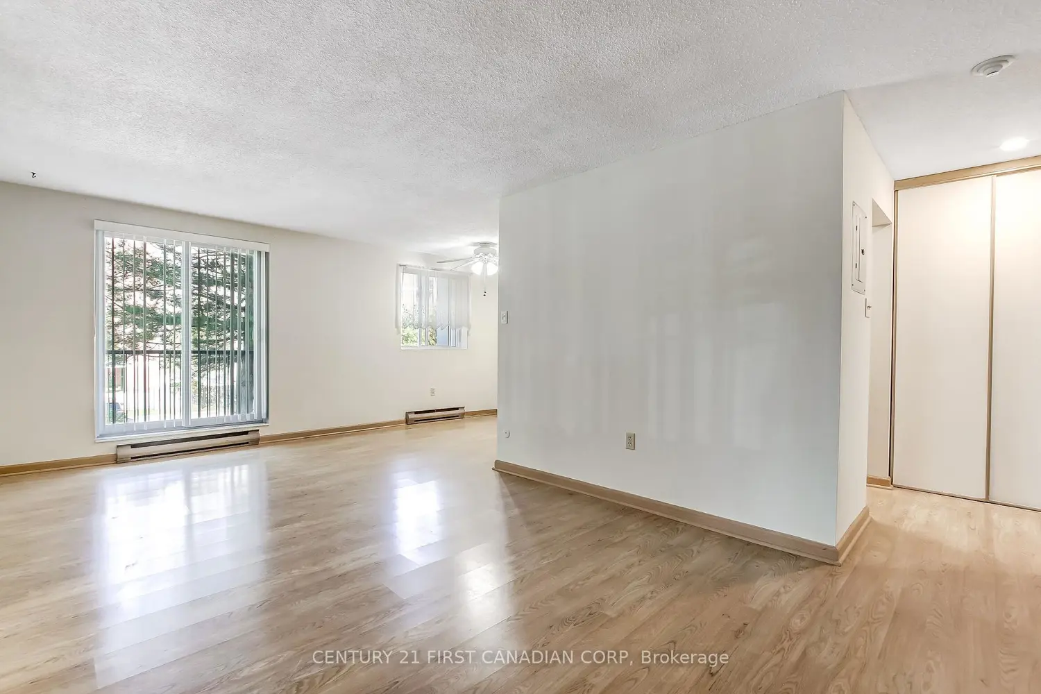 Additional image 5 of 986 Huron Street 204