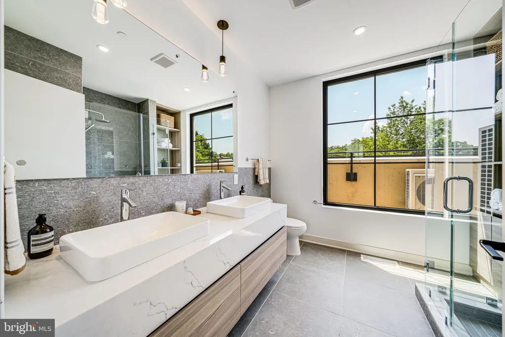 Additional image 20 of 2903 Newark Street NW, Washington, DC 20008