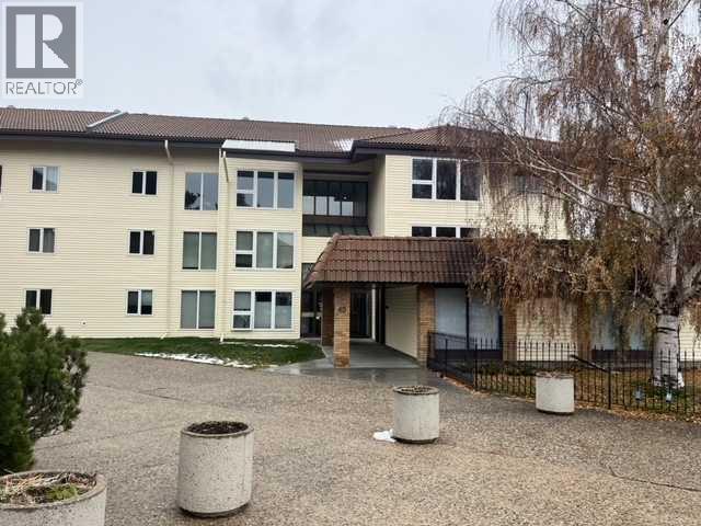 208, 65 Temple Boulevard W