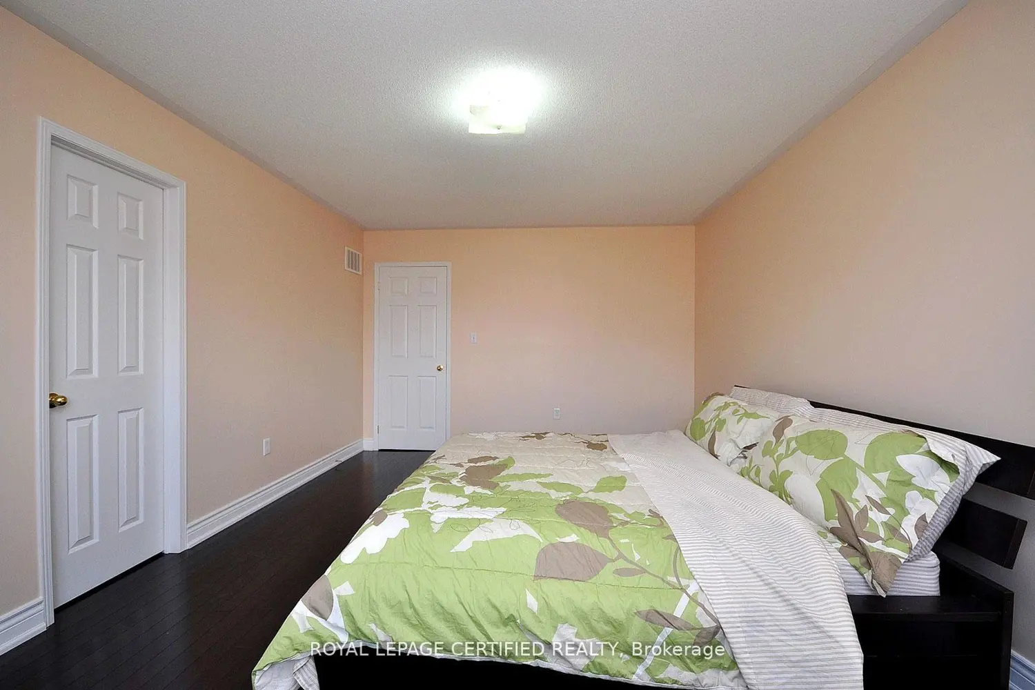 Additional image 7 of 426 Orange Walk Crescent