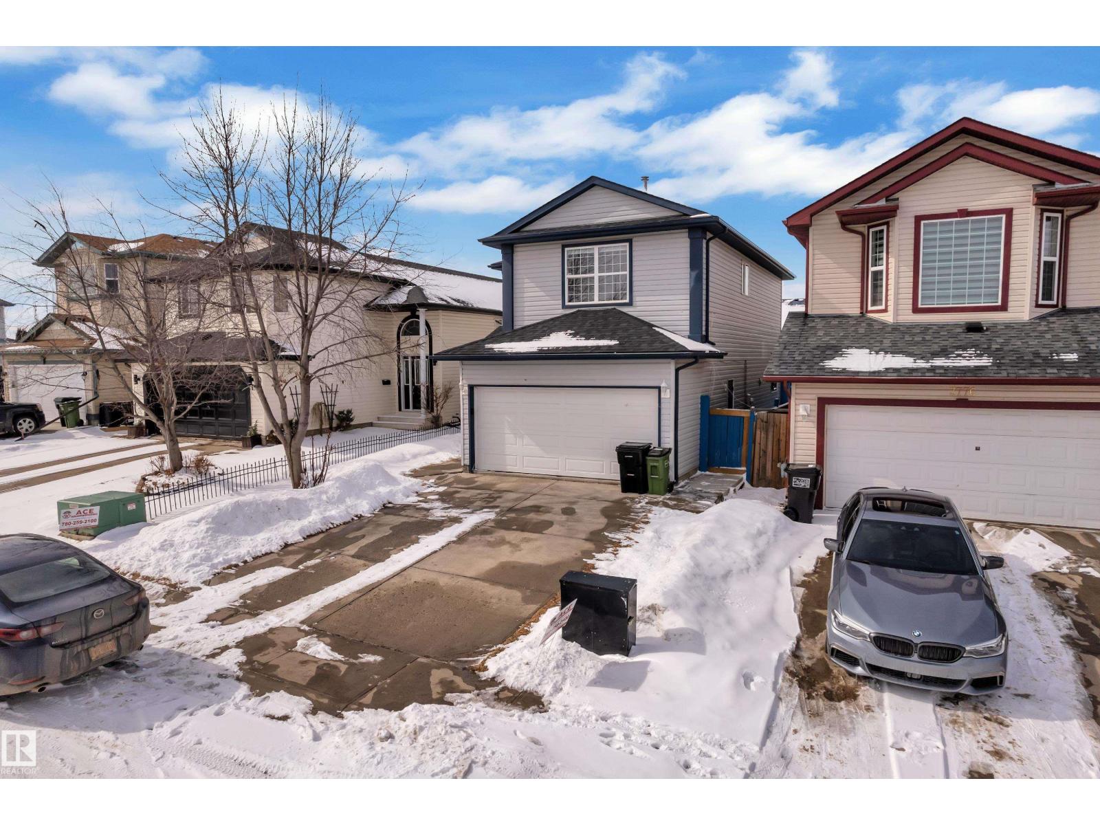 Additional image 2 of 3774 20 Street NW, Edmonton, AB, T6T1S4