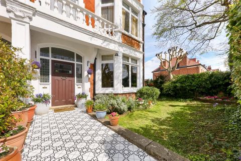 Hazlewell Road, London SW15
