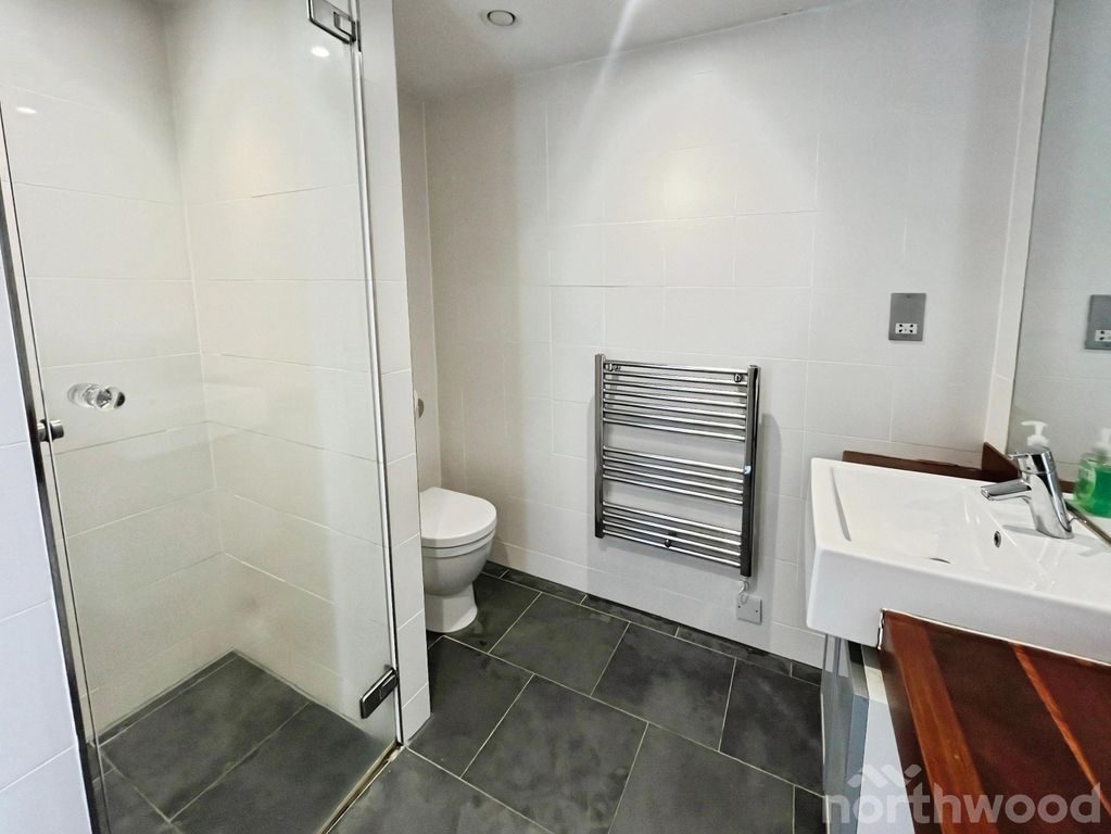 Additional image 10 of 2 bed flat for saleBeetham Tower, Old Hall Street, City Centre, Liverpool L3