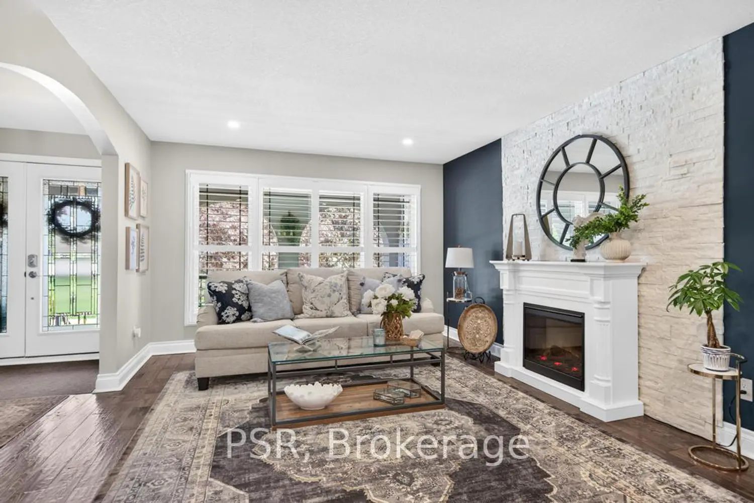 Additional image 11 of 323 Queen Victoria Drive