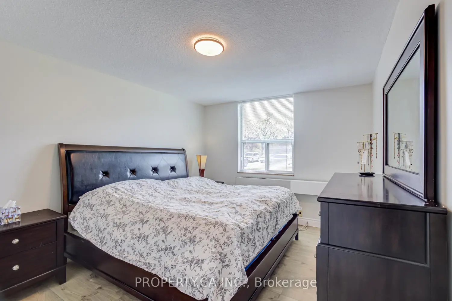 Additional image 5 of 966 Inverhouse Drive 109