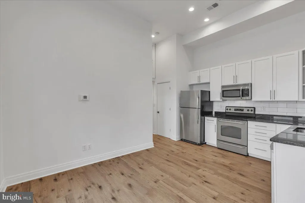 Additional image 17 of 5551 Illinois Avenue NW Unit 304, Washington, DC 20011
