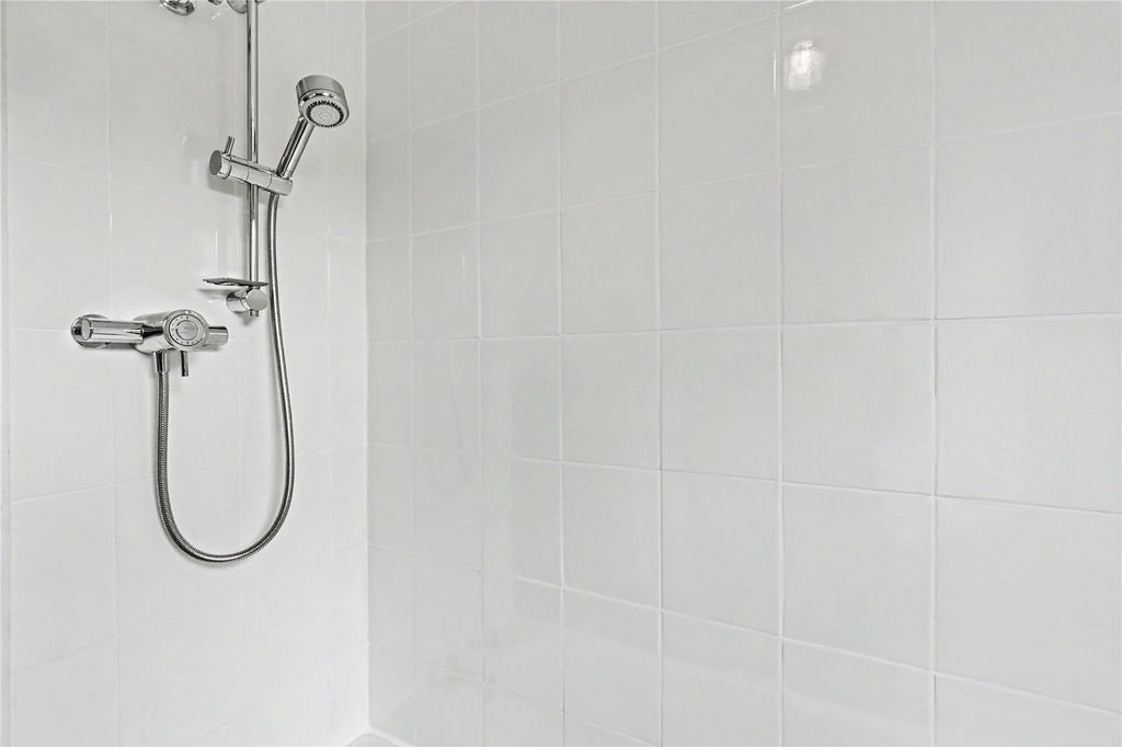 Additional image 16 of 2 bed flat for saleShiphaugh Place, Stirling, Stirlingshire FK8