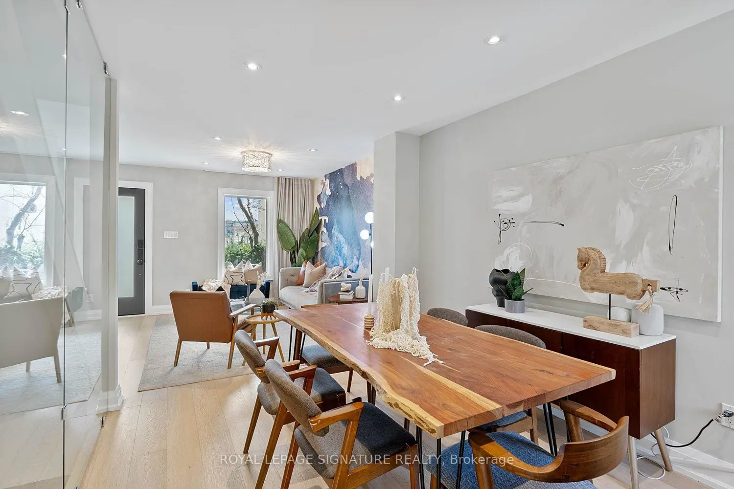 100 Sussex Avenue photo 5