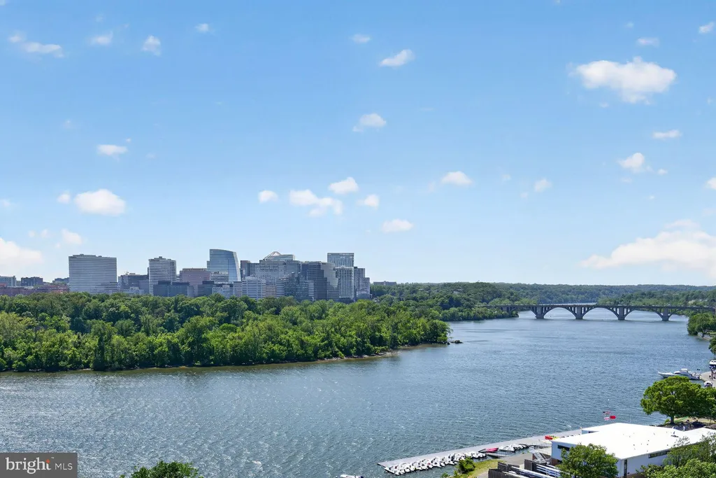 2700 Virginia Avenue NW Unit 304, Washington, DC 20037