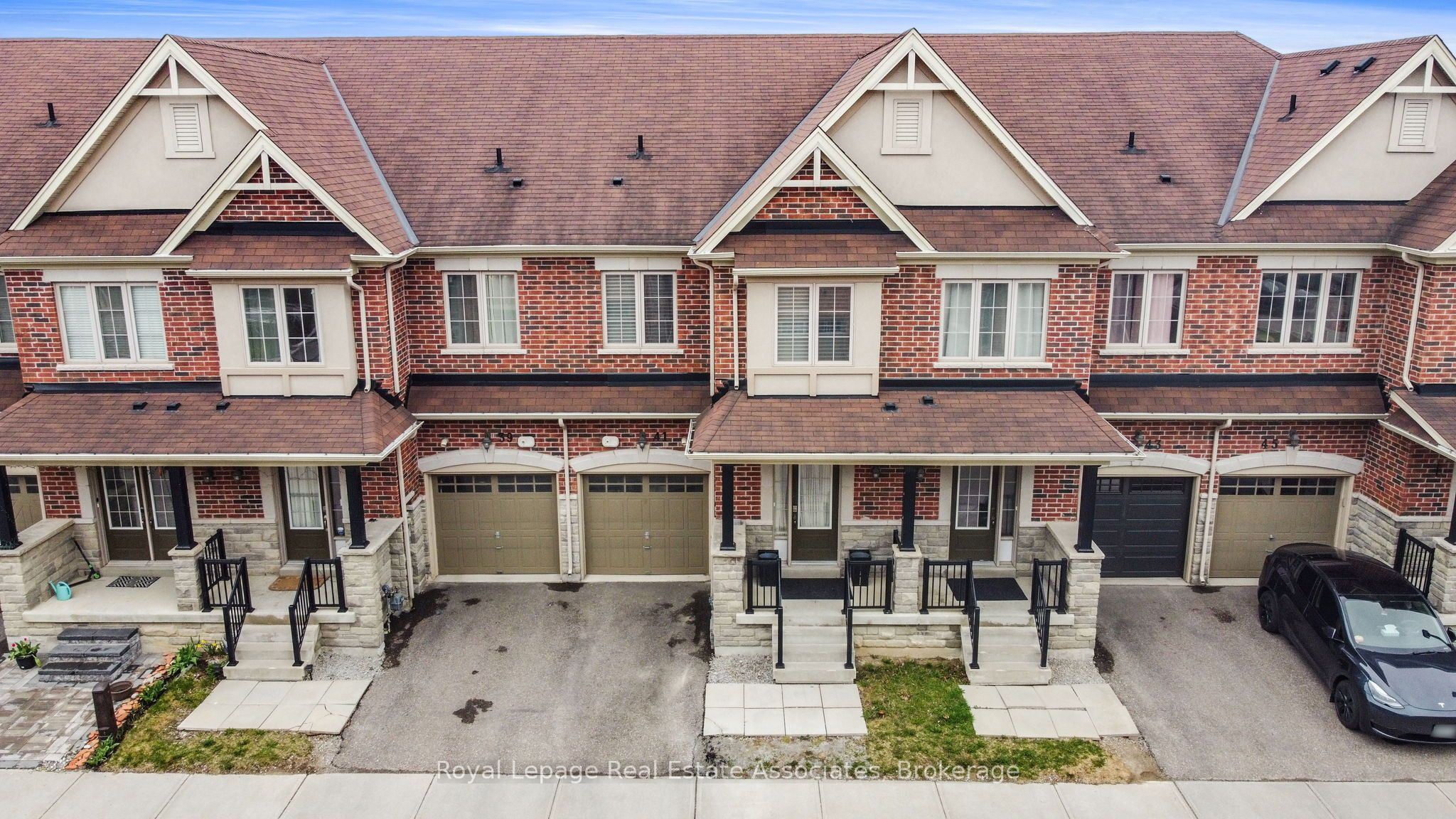 41 Mazarine Lane, Richmond Hill, ON, L4S 0G2