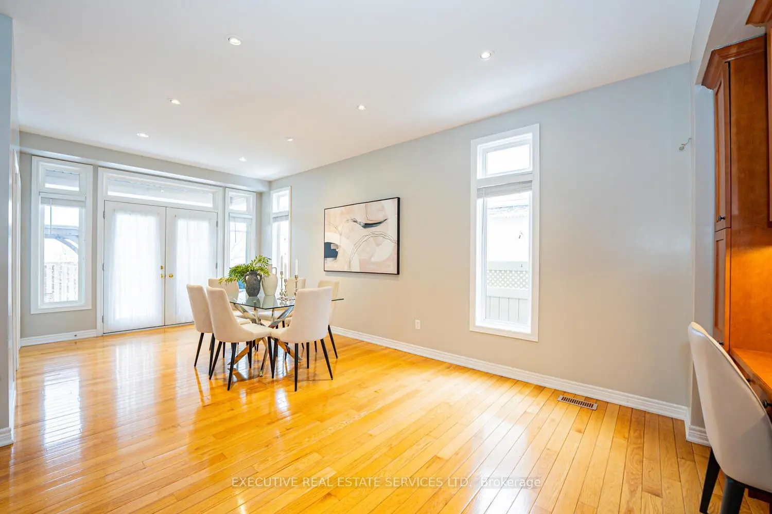 Additional image 9 of 4 Berkshire Place