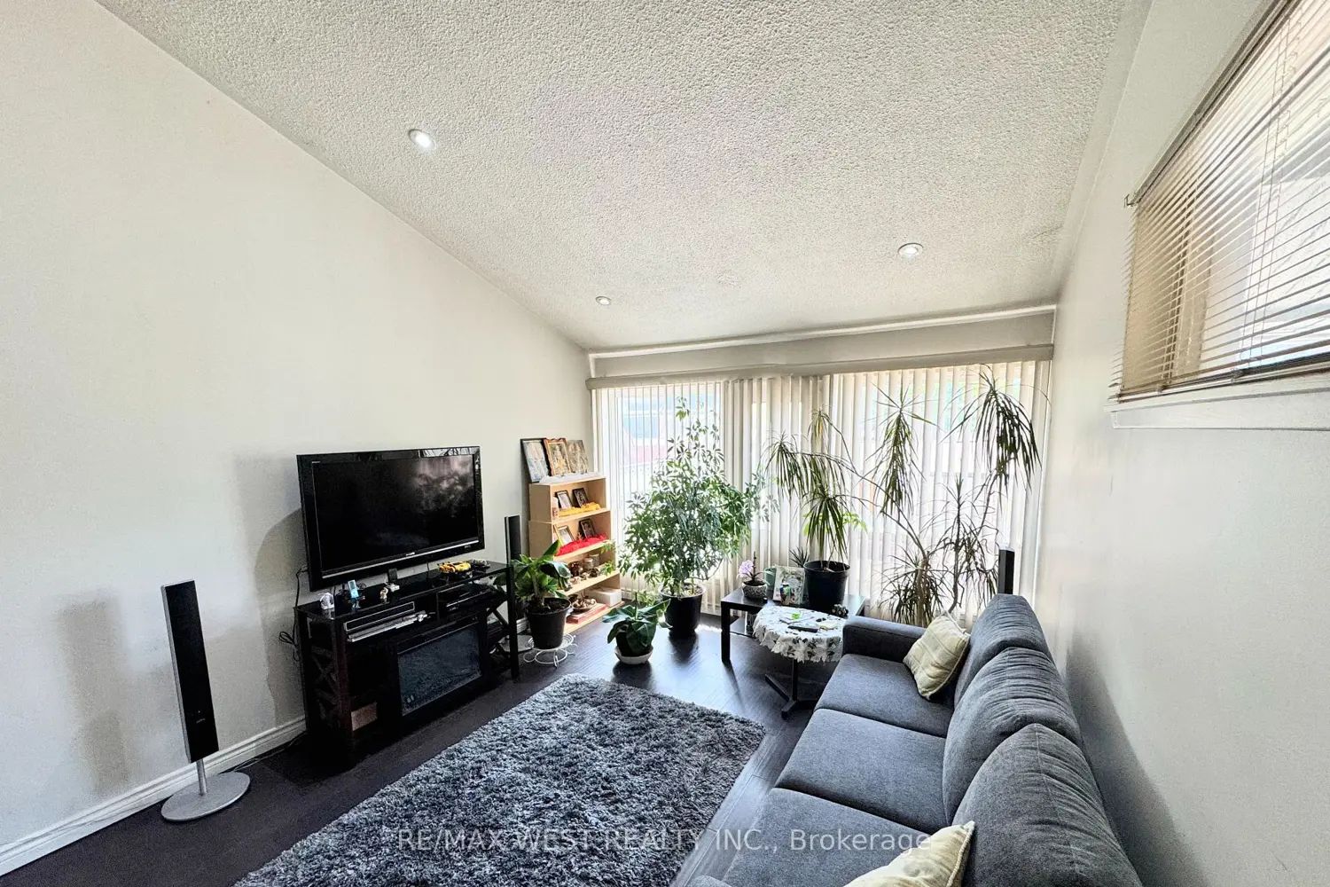 260 John Garland Boulevard 234 photo 3