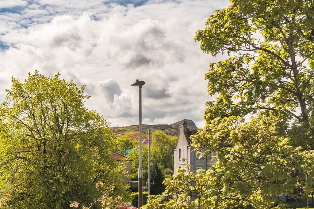 Additional image 16 of 2 bed flat for saleRestalrig Road South, Edinburgh EH7