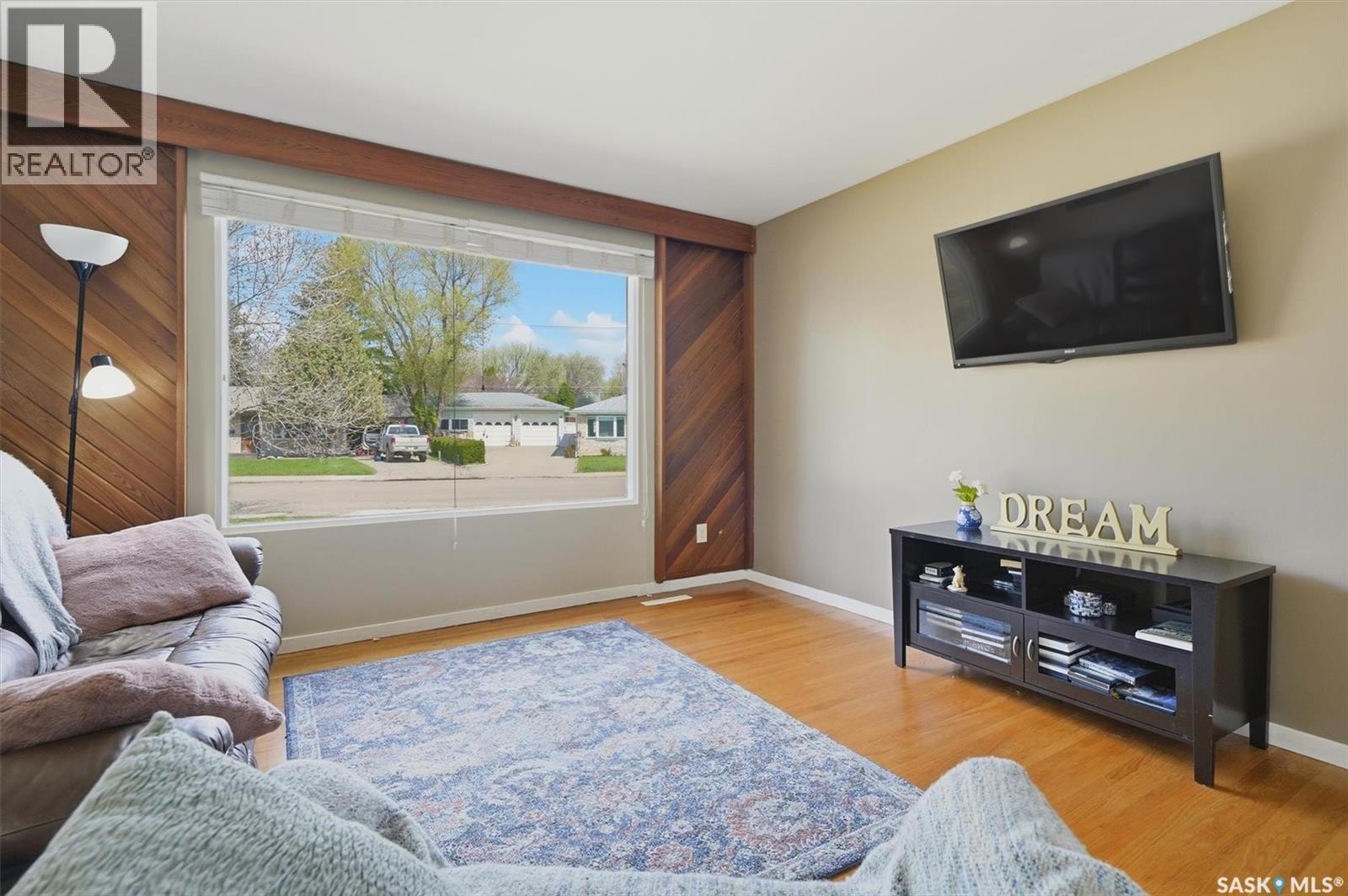 Additional image 4 of 12 Murphy Crescent, Saskatoon, SK, S7J2T4