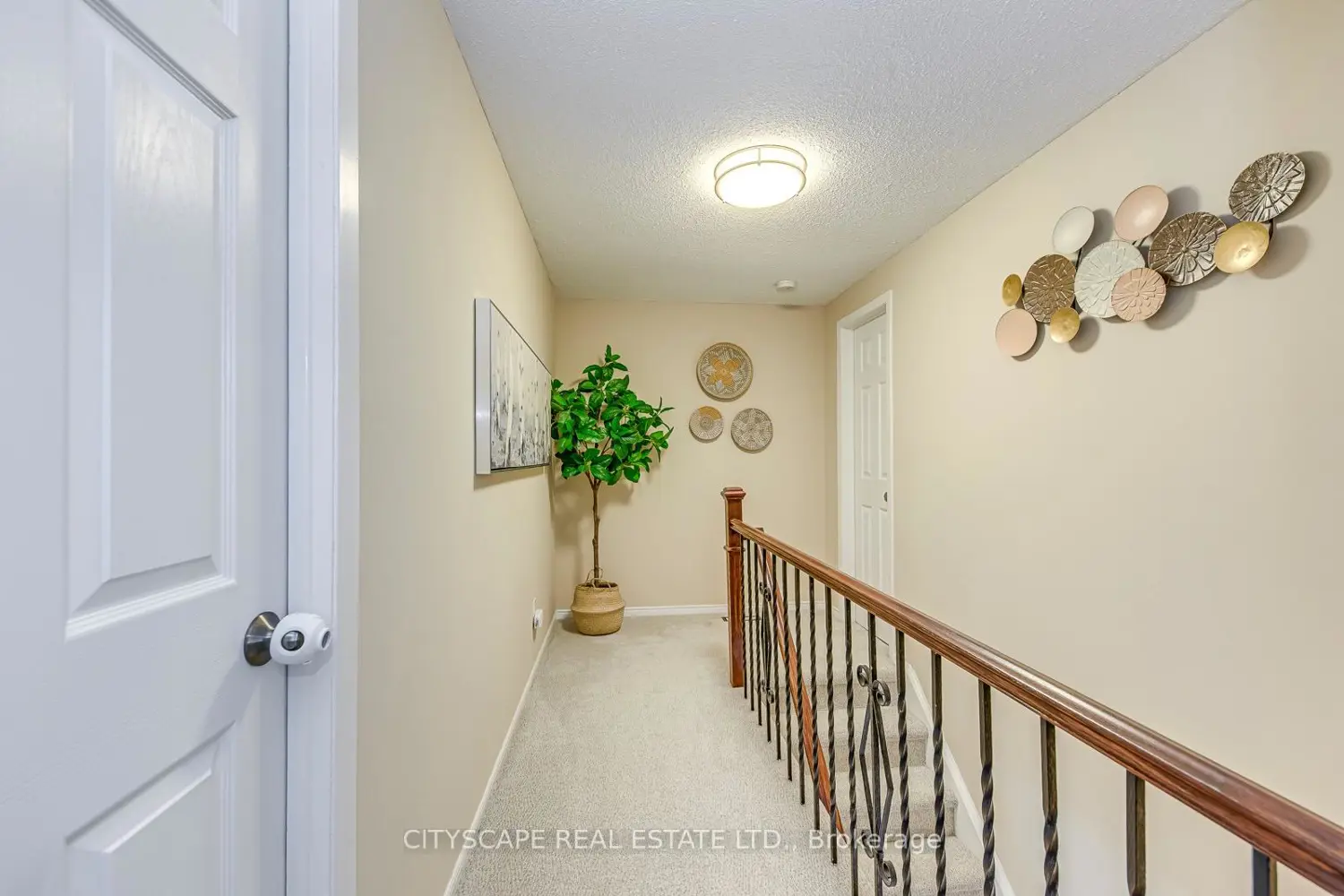 Additional image 11 of 3272 Kings Masting Crescent
