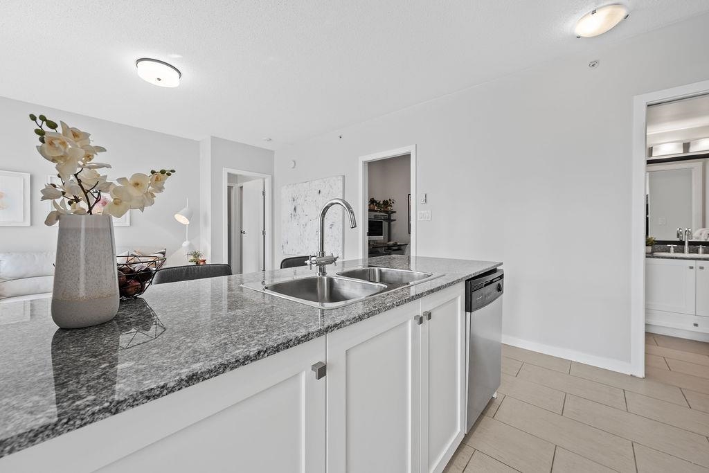Additional image 5 of 607-480 Robson Street, Vancouver, BC, V6B 1S1