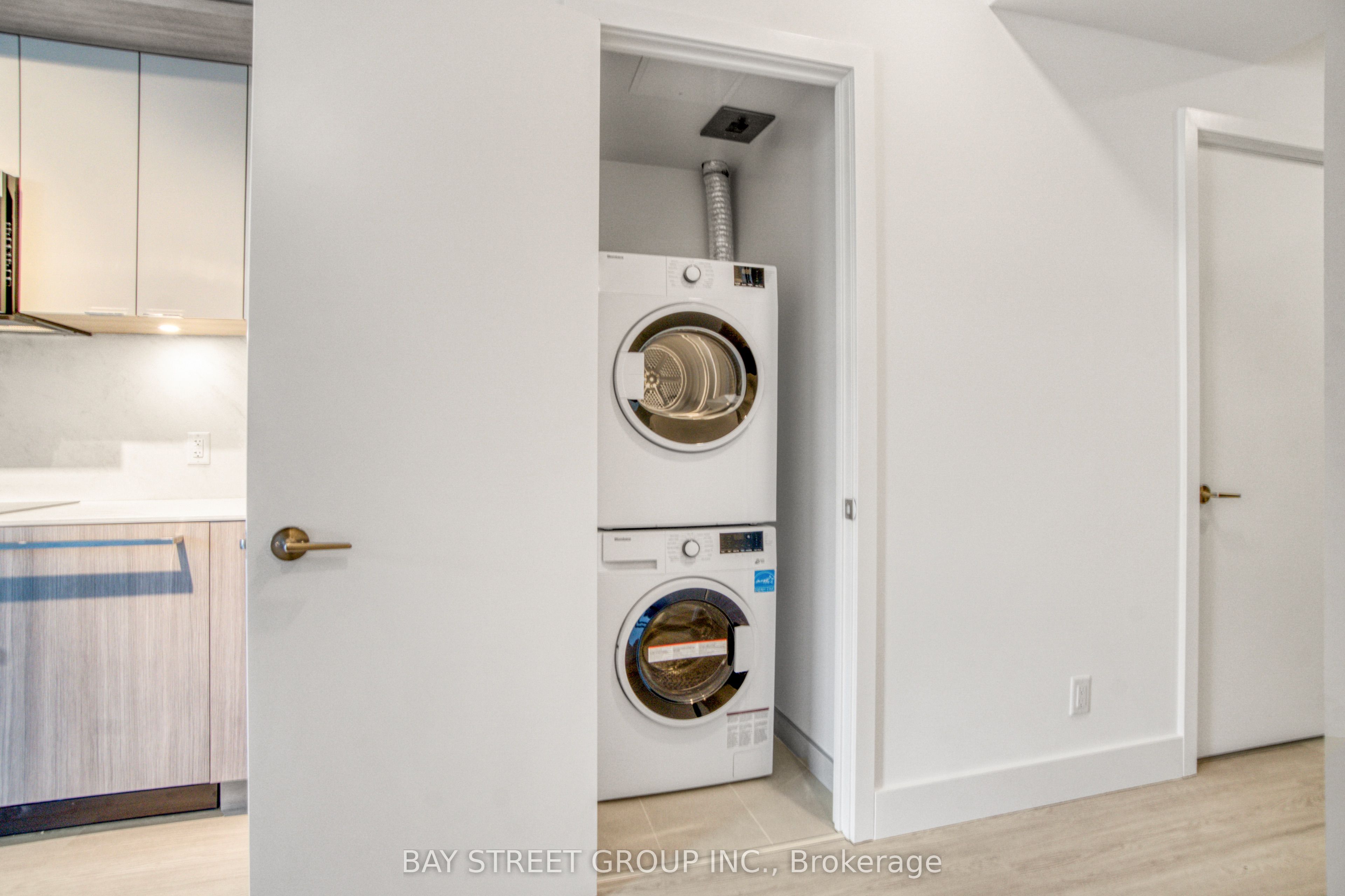 Additional image 6 of 501-6 Greenbriar Road, Toronto, ON, M2K 0H6
