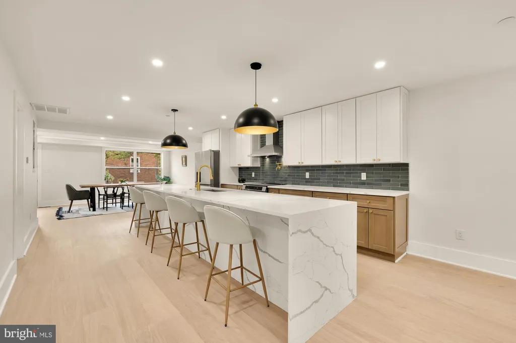 Additional image 7 of 5703 9th Street NW Unit 1, Washington, DC 20011