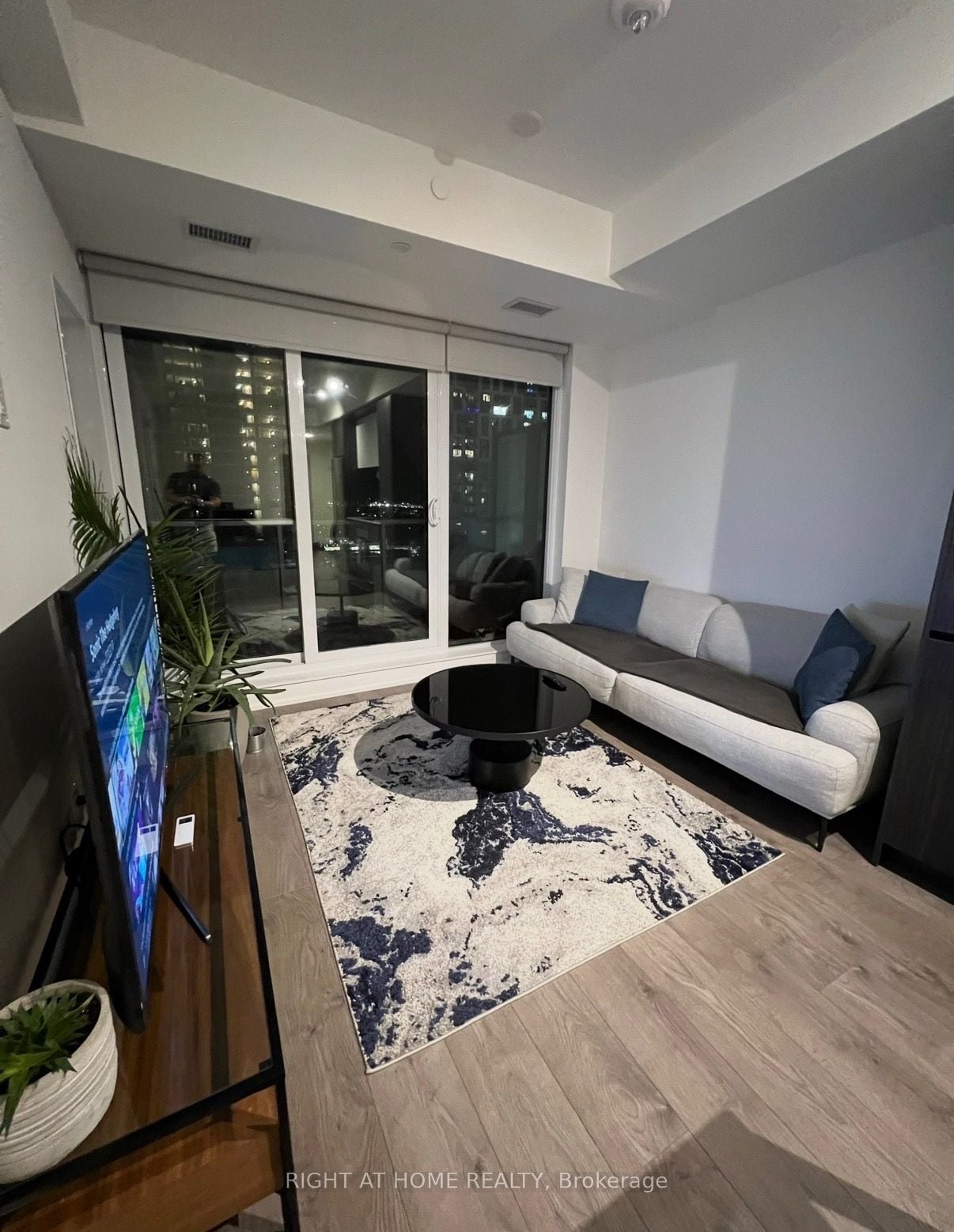 1701-225 Sumach Street, Toronto, ON, M5A 0P8
