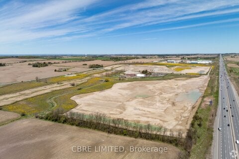 Additional image 4 of Unit 2-2279* 5th Side Road, Bradford West Gwillimbury, ON, L3Z 2J6