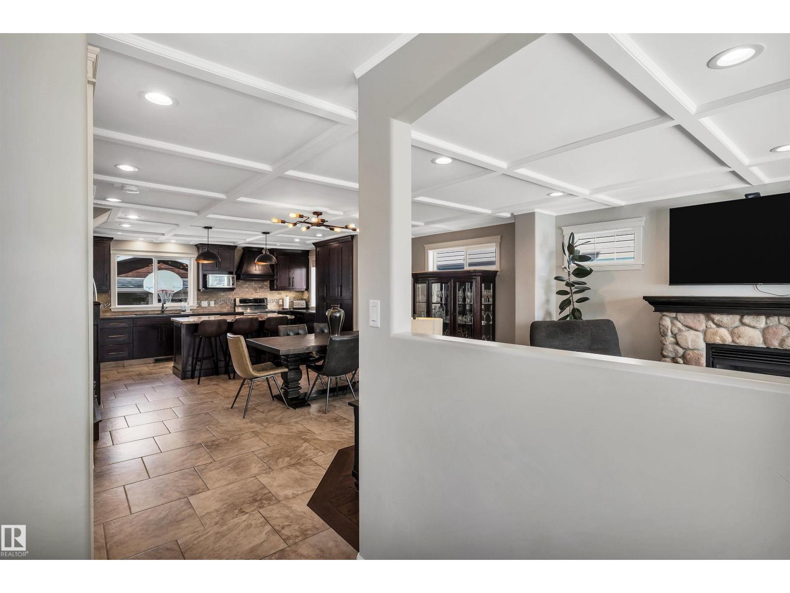Additional image 3 of 14704 88 Avenue NW, Edmonton, AB, T5R4J8