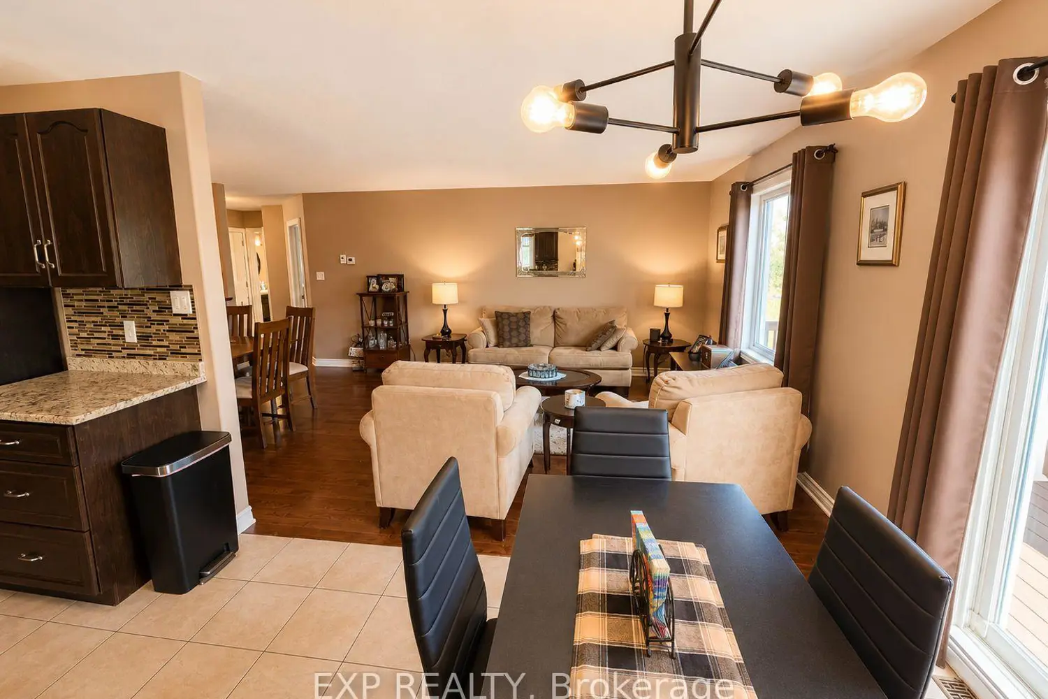 Additional image 12 of 107 Ferrara Drive