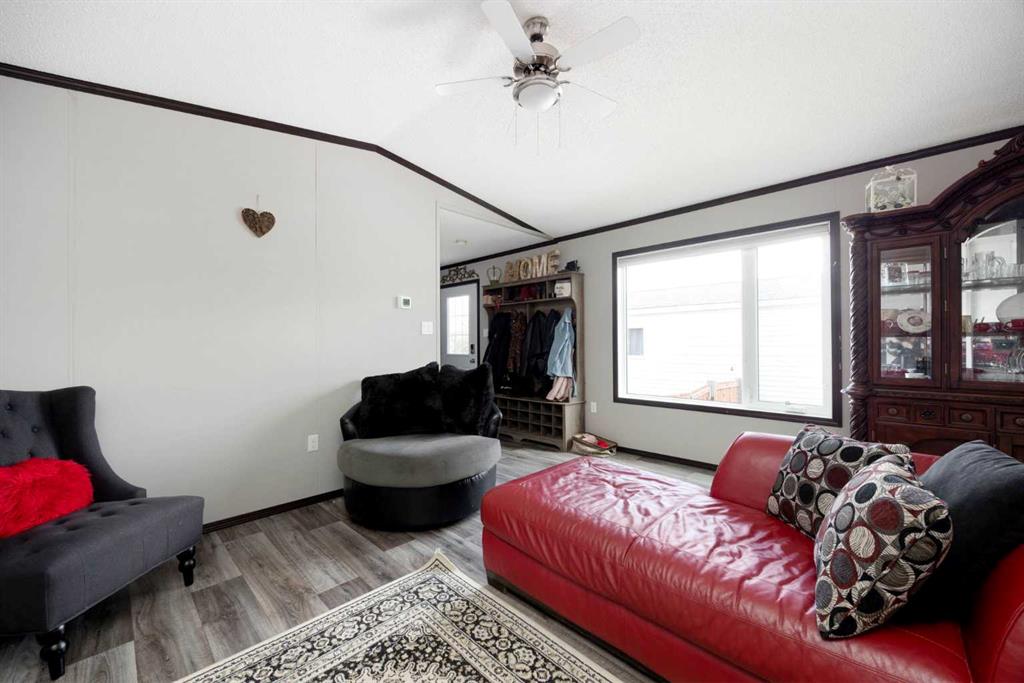 Additional image 5 of 280 Clausen Crescent, Fort Mcmurray, AB, T9K 2H6