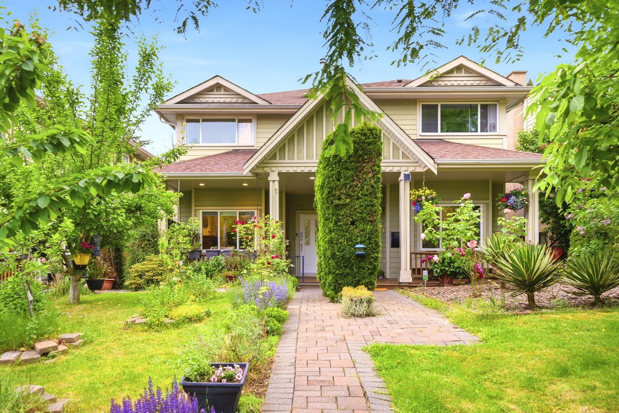 562 Keith Road W, North Vancouver, BC, V7M 1M4