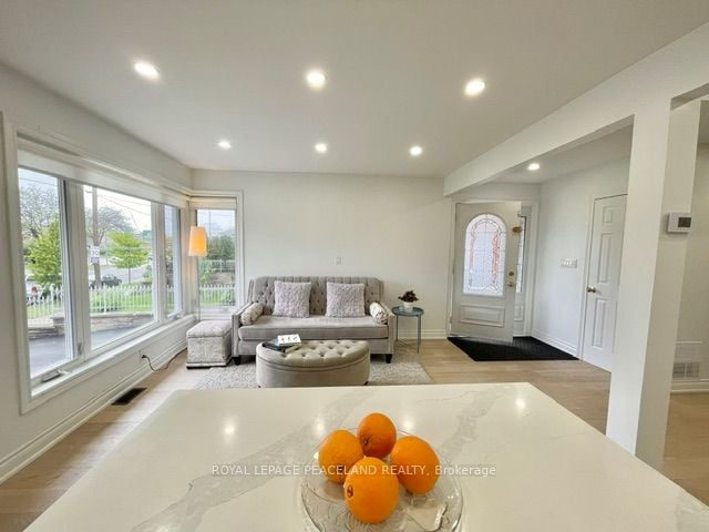 24 Yarn Road, Toronto, ON, M9B 1H5 photo 4
