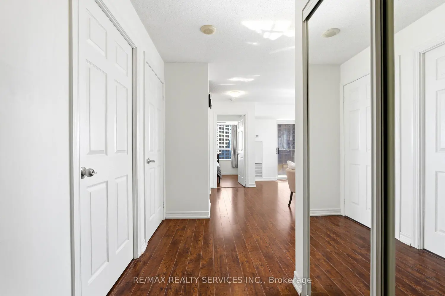 Additional image 6 of 310 Burnhamthorpe Road 1711