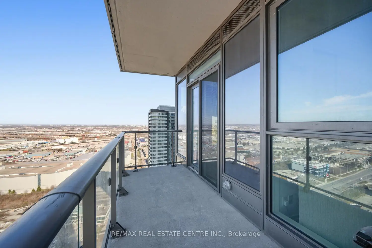 Additional image 13 of 1000 Portage Parkway 3603
