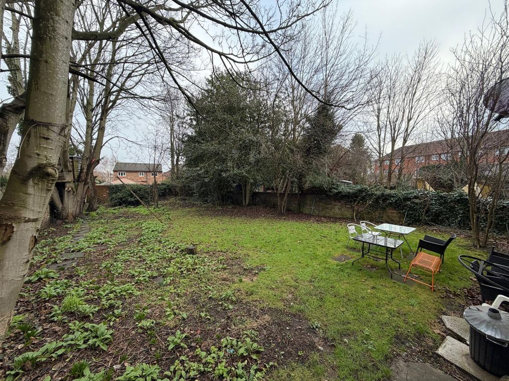 Additional image 23 of 17 bed flat for salePark Road, Waterloo, Liverpool L22