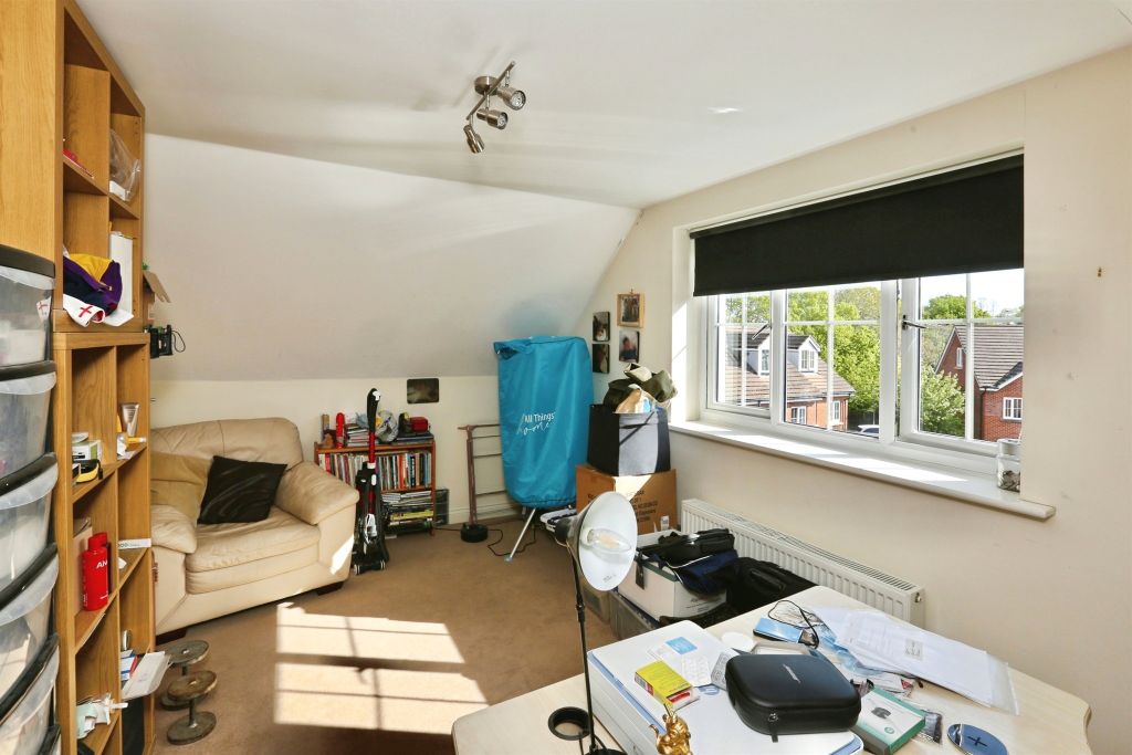 Additional image 16 of 5 bed semi-detached house for saleWatson Court, Hedge End, Southampton SO30