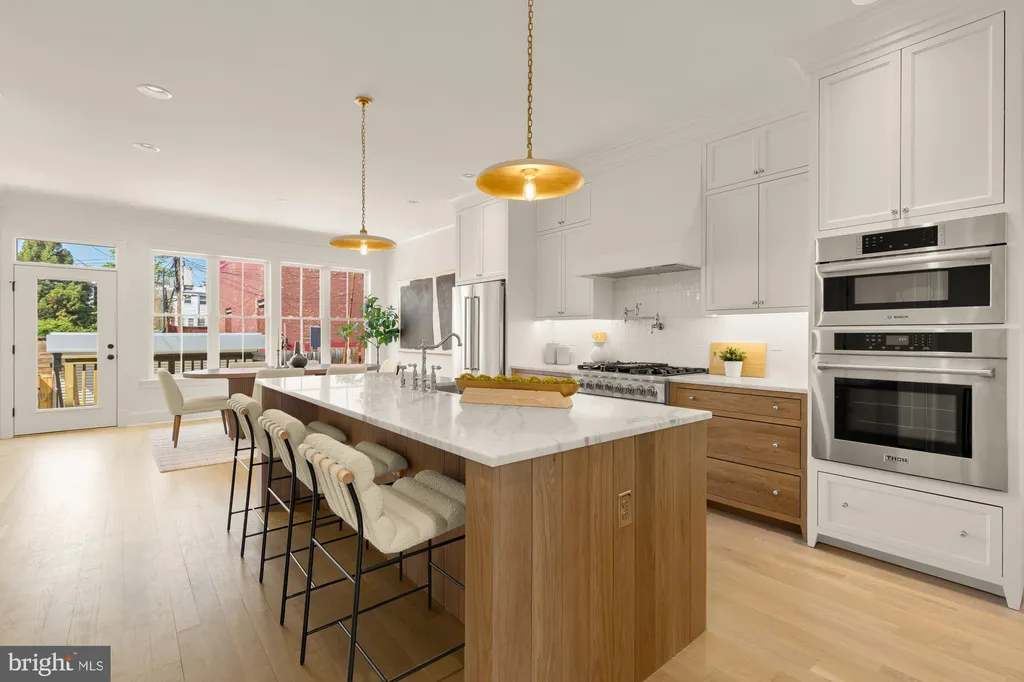Additional image 9 of 1010 I Street NE, Washington, DC 20002