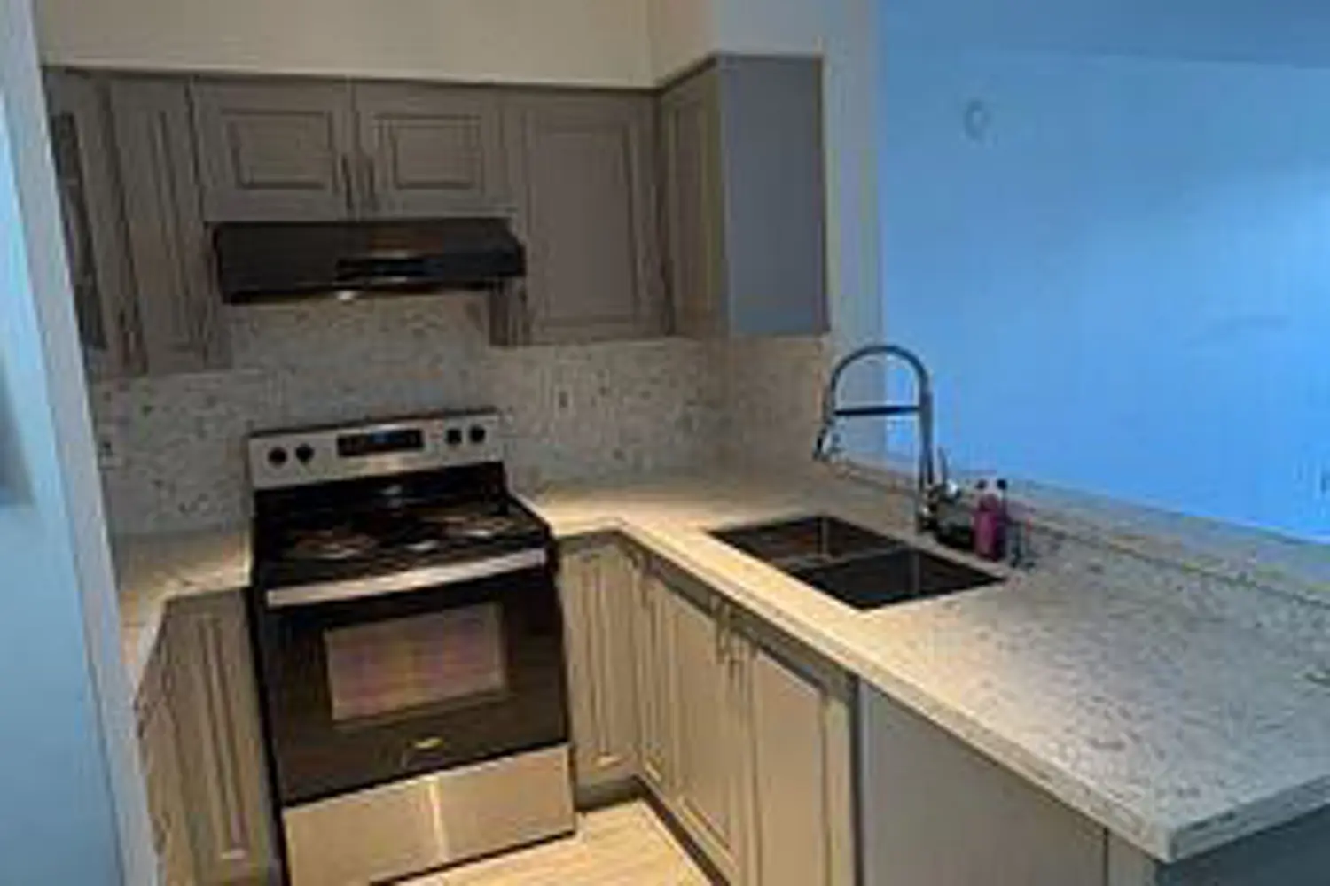 Additional image 4 of 25 Via Rosedale 108