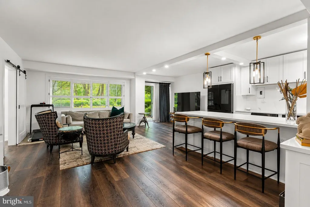 Additional image 6 of 4201 Cathedral Avenue NW Unit T10E, Washington, DC 20016
