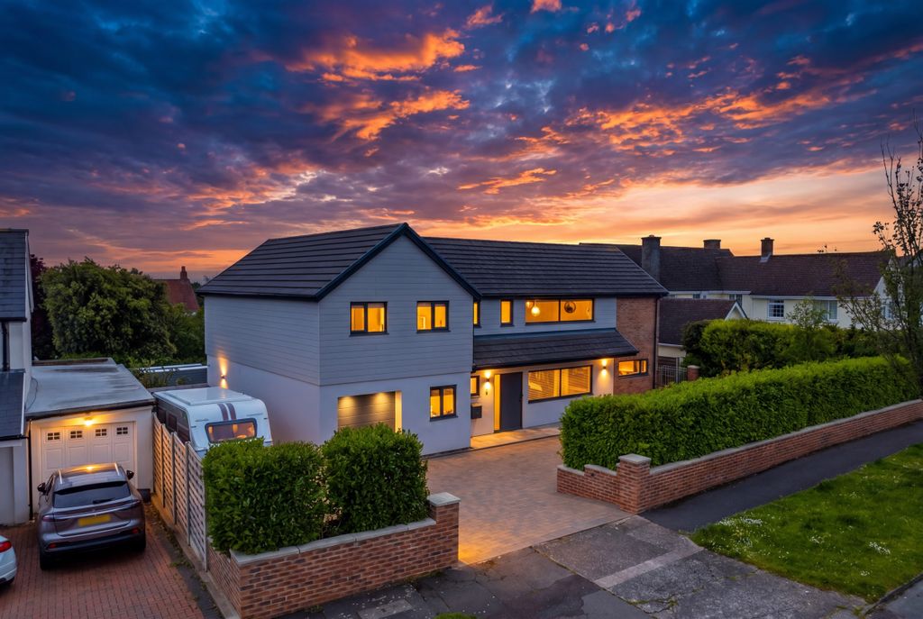 Additional image 2 of 4 bed detached house for saleCambridge Road, Langland, Swansea SA3