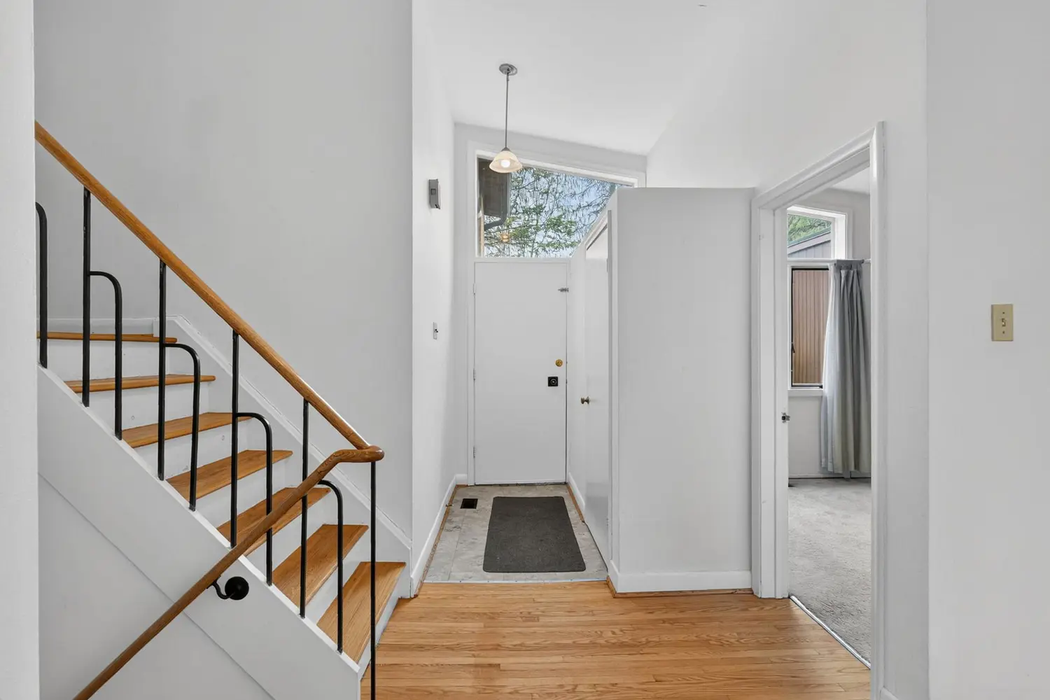 4 Malabar Place photo 3