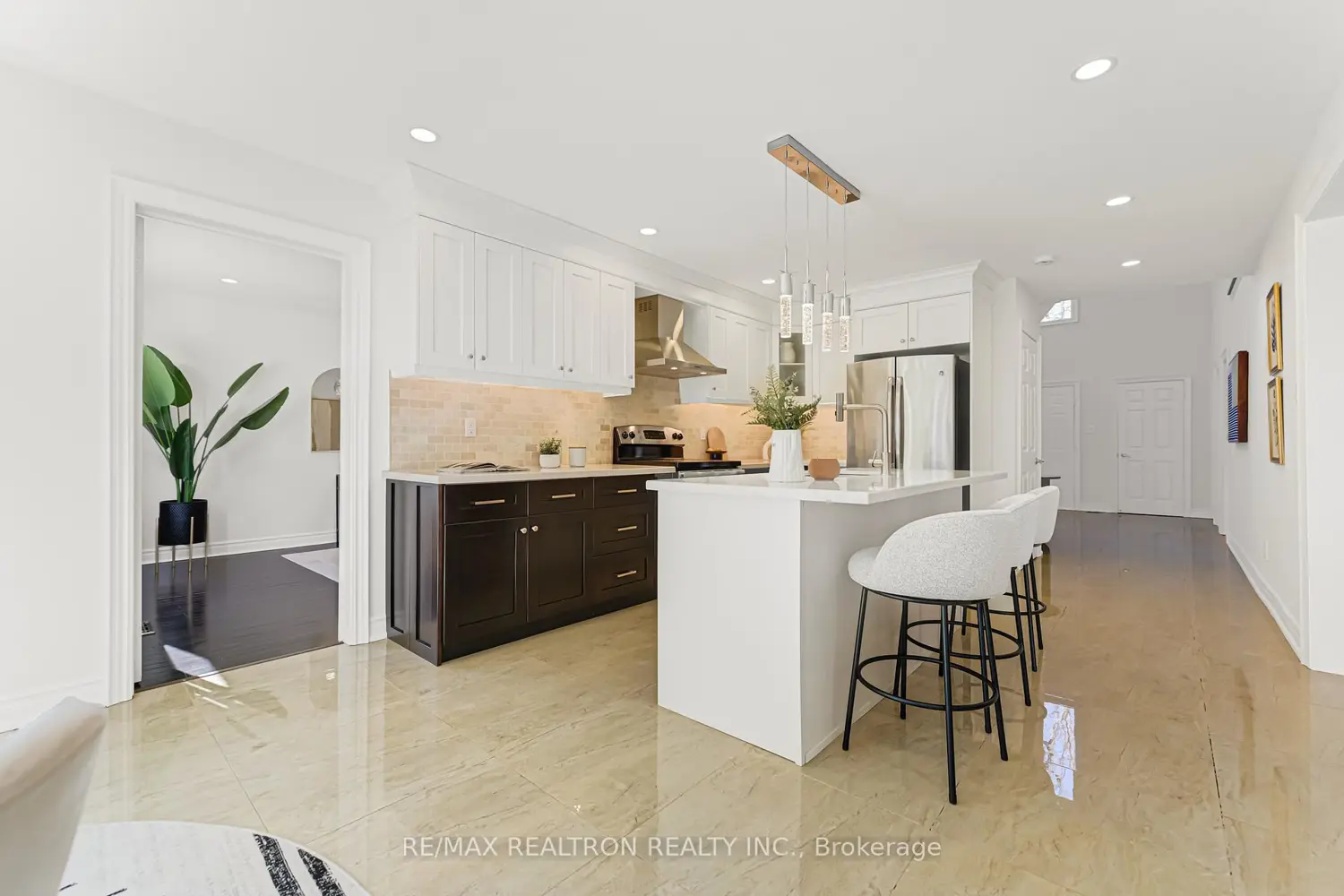 Additional image 7 of 78 Soho Crescent